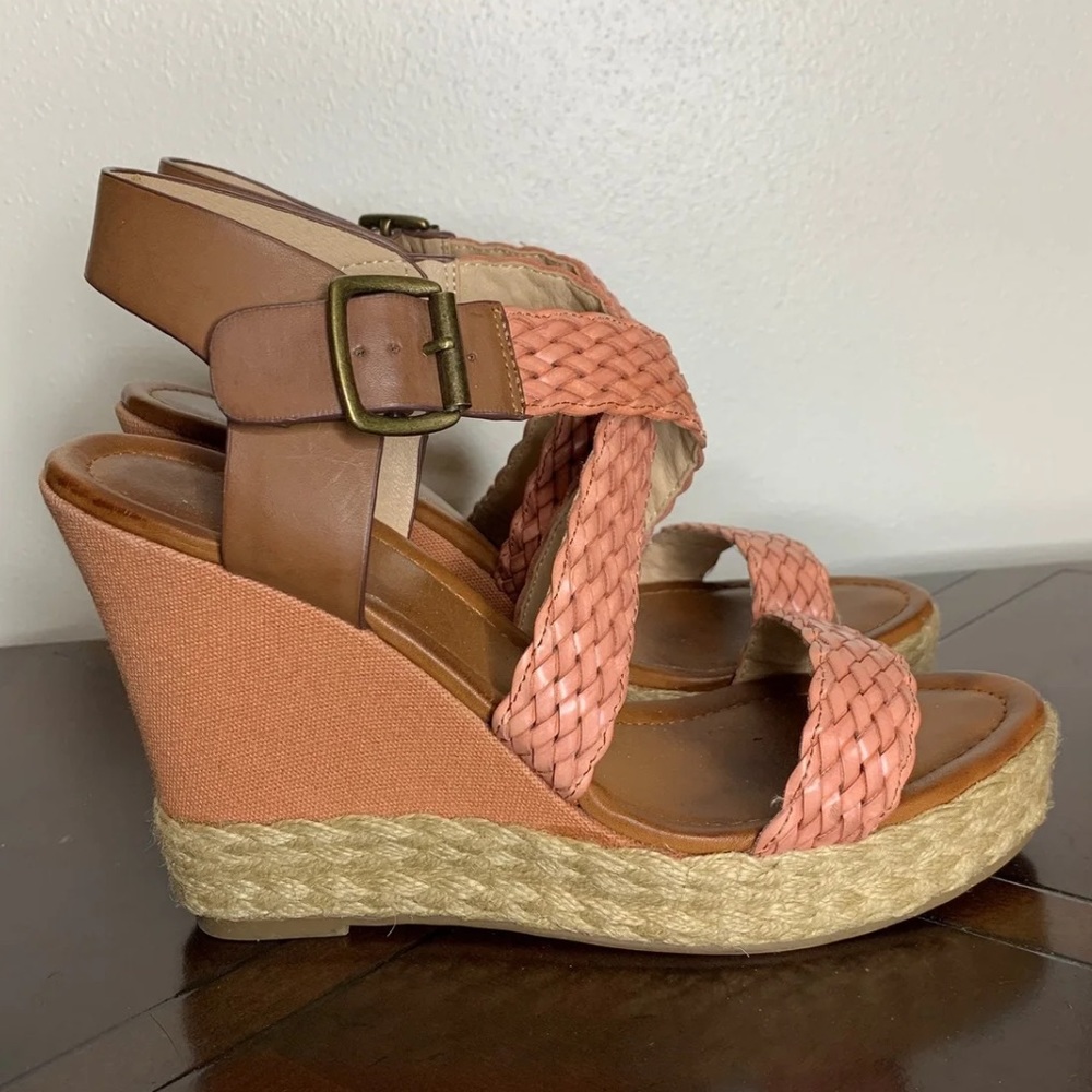 (SOLD) Aldo Wedges - Picture 2 of 6